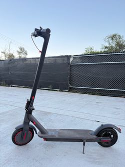 Electric scooter