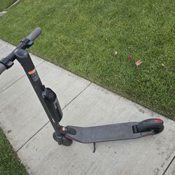 Segway Ninebot ES3 Plus Electric Scooter 