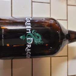 Growler W/Green Dragon Deco