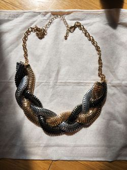 Necklace- NEW