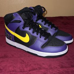 Lakers Nike Dunks 7.5