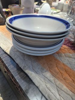 3 big bowls and 3 little one's