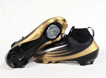 Size 11 Nike zoom vapor elite football cleats brand new