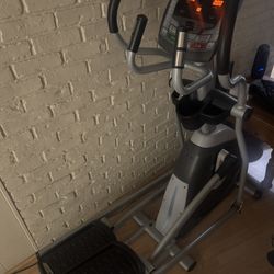 Elliptical Cross Trainer Foot Pedal Home Fitness Exercise Machine