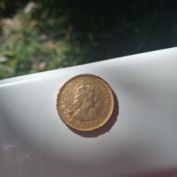 Silver Base 18k Gold Plated Coin Queen Elizabeth 2