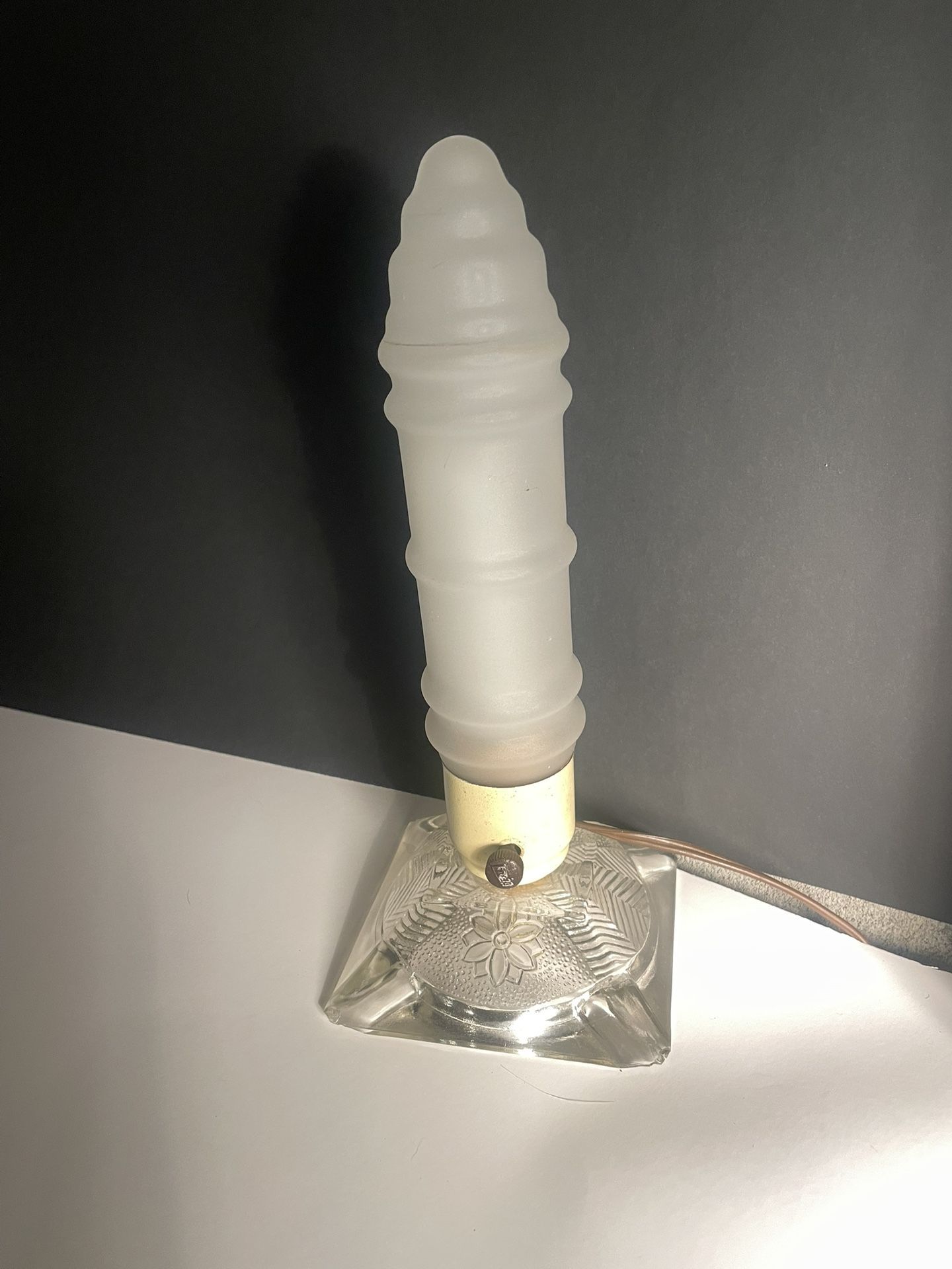 Antique Boudoir  Lamp. 