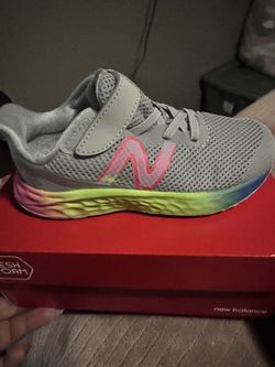 Girls New Balance Shoes