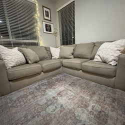 Sectional Couch 