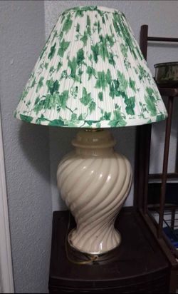 Beautiful Ceramic Vintage Collection Lamp