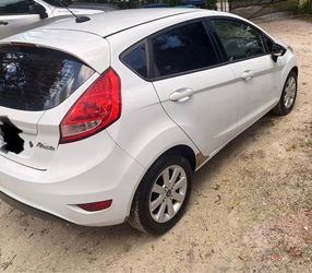 2013 ford fiesta