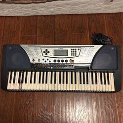 Yamaha Keyboard 