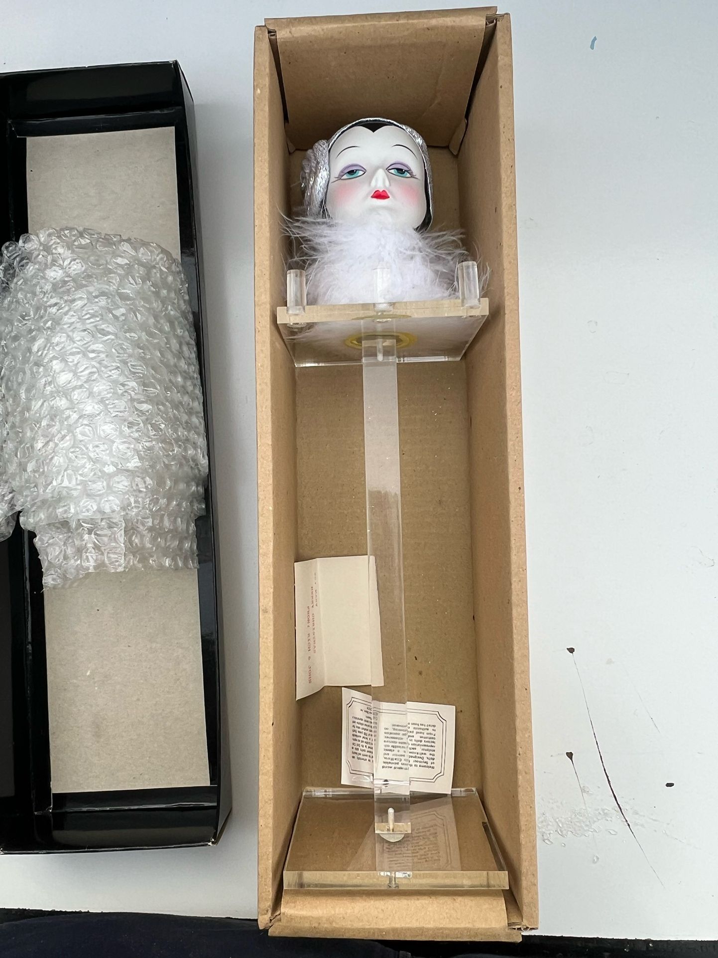 1985 Collectible Doll By Mann Art Deco Style Doll Head Jewelry Stand on Pedestal. New In Box 