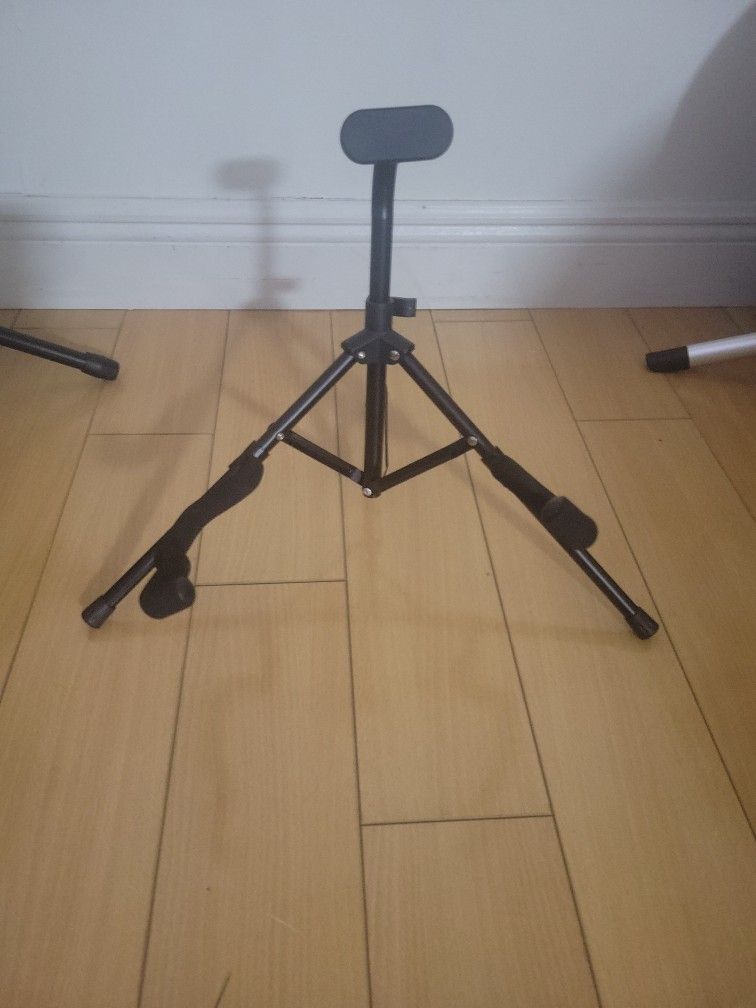 New Guitar Stand
