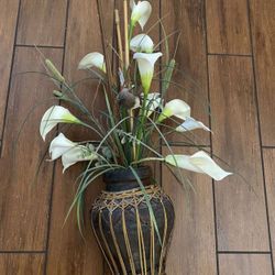 White Calla Lily Flowers  with Vase 