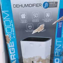 Soleus Air 50 Pint Large Room Dehumidifier (Price Is Firm)