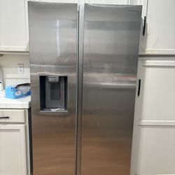 Samsung French Door Refrigerator 