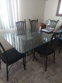 Dinner table glass.  6 chairs