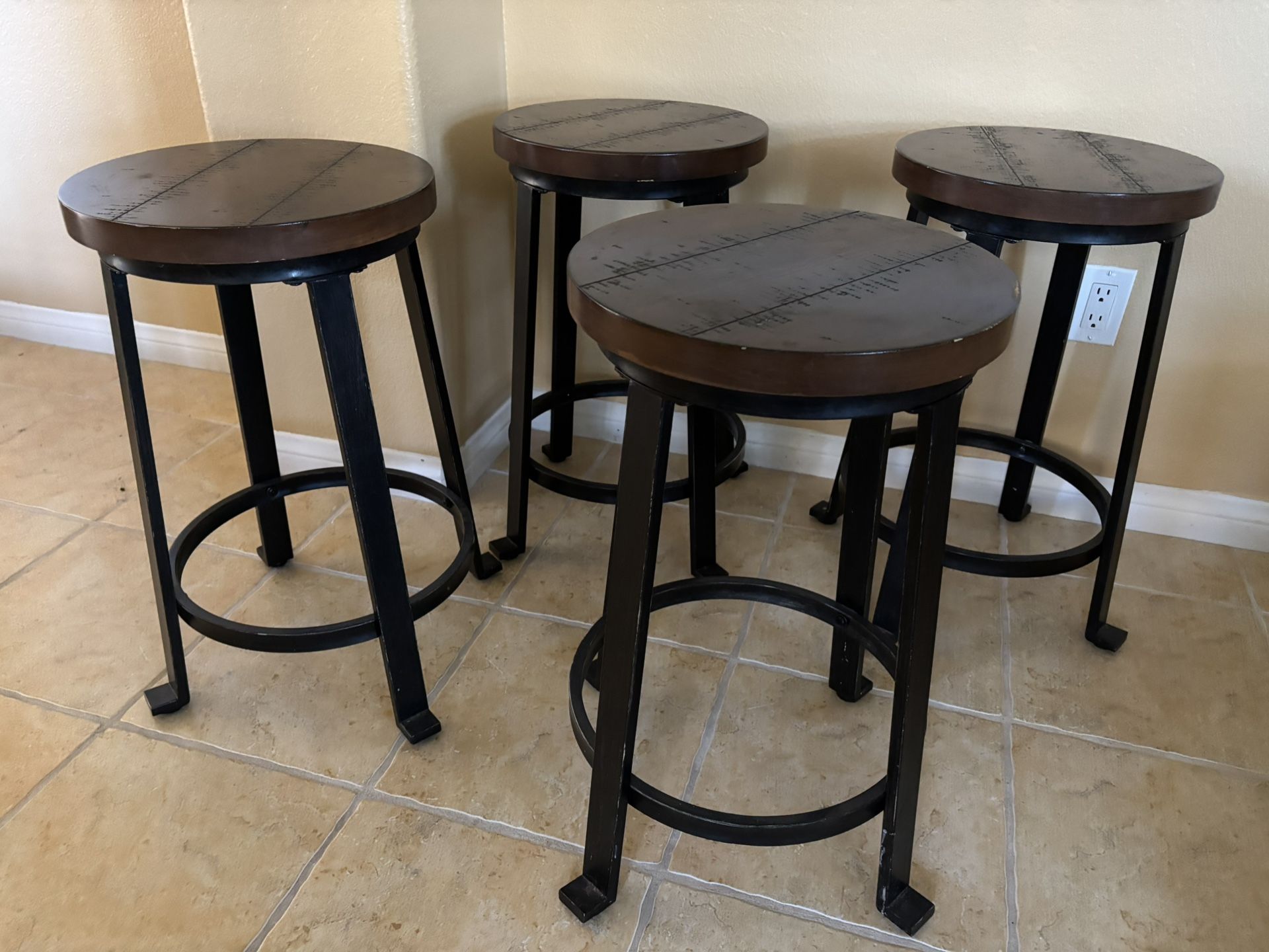 Set Of 4 Bar Stools