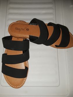 SANDALIAS NUEVAS