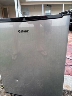 Galanz 2.7 Cu Ft One Door Mini Fridge Stainless Steel