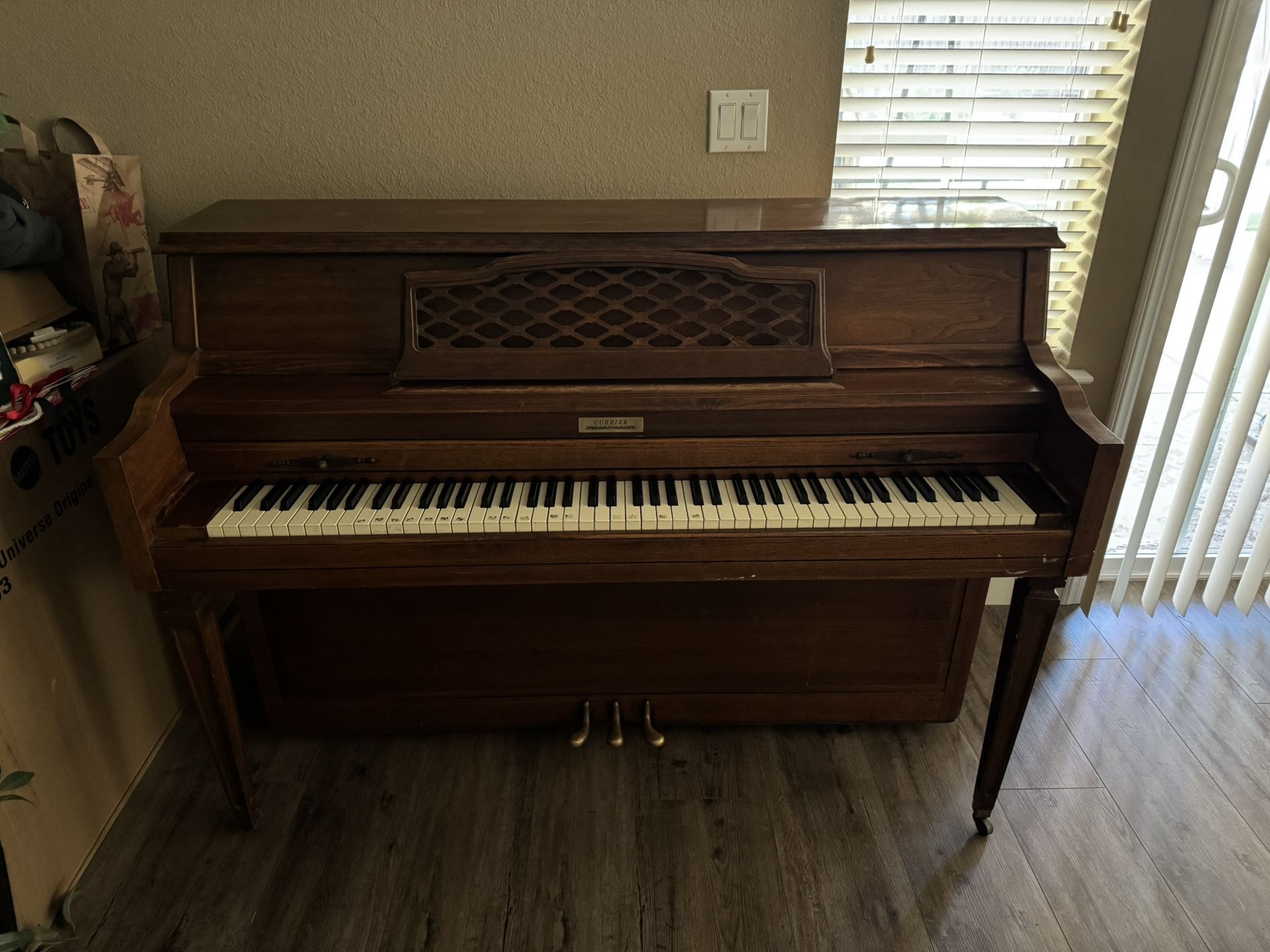 Currier Piano