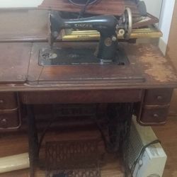 Old School Singer Sewing Machine