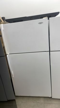 Whirlpool refrigerator top and bottom