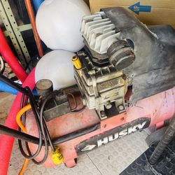 Compressor And Many Accessories 