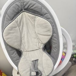 Munchkin Swing 