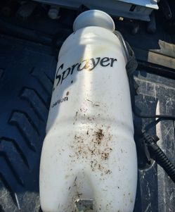 Plastic sprayer. Mower deck and handle