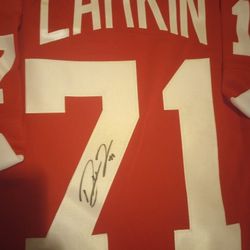 DYLAN LARKIN AUTHENTICATED  AUTOGRAPHED REDWINGS JERSEY    