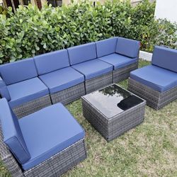 New 7 Piece Outdoor Patio Furniture Set (Assembled)