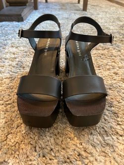 Madden Girl Black Platform Sandals Size 6.5