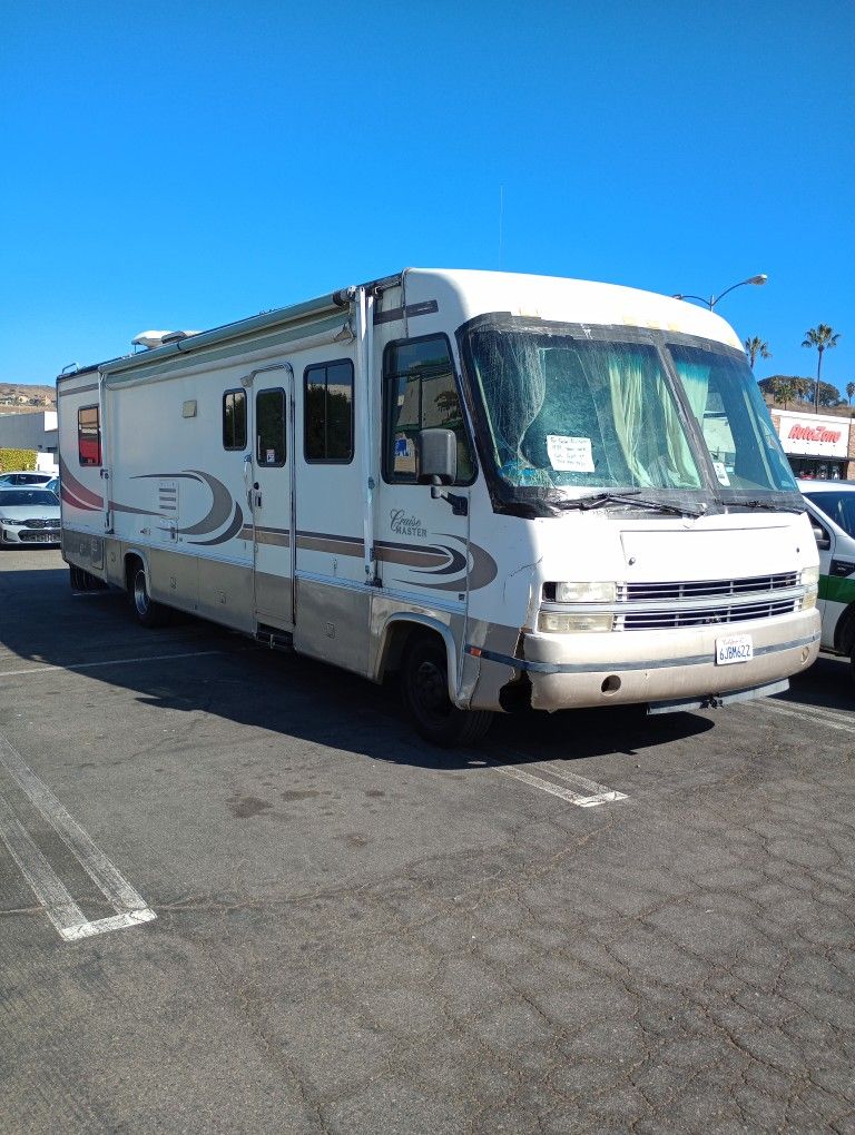 1999 Georgie boy Cruise master