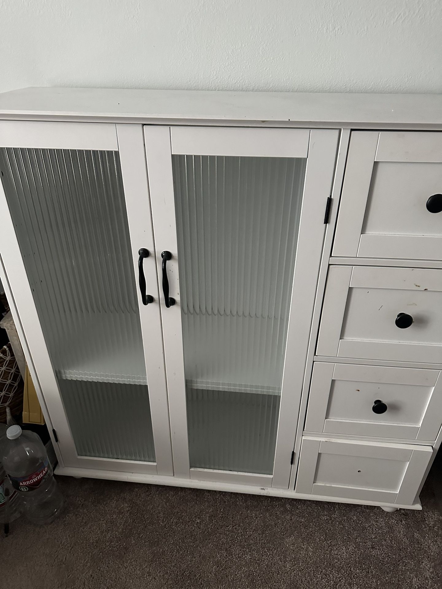 White Cabinet