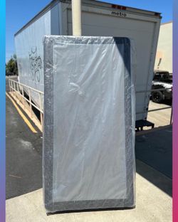 Twin size box spring