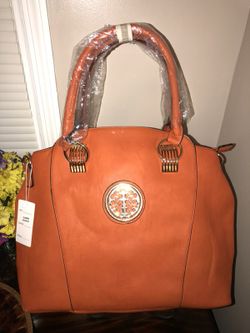 Vegan leather Handbag