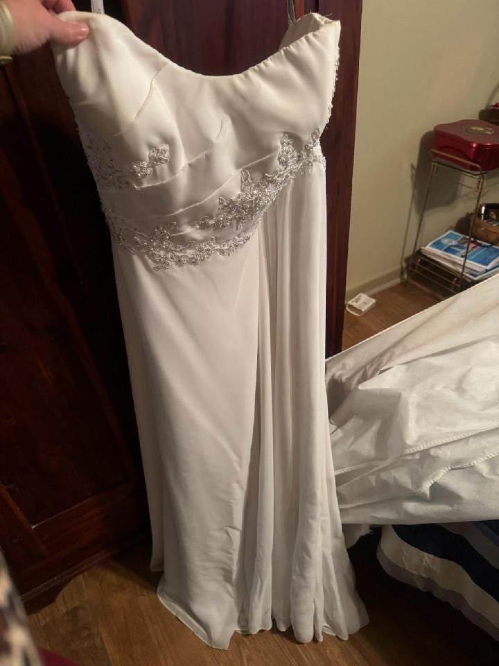 Wedding Gown - Size 29 New With Tag