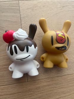 Kidrobot Dunny Coney Hot Dog & Sundae 2020 Sonic Drive-In Wacky Pack Figurines
