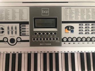BCP 61-Key Electronic Keyboard Piano – Excellent Condition – $60 OBO
