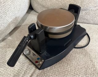 Waring Pro WWM400 Belgian Waffle Maker Professional Restaurant Style