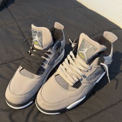 *BEST OFFER* Jordan 4 Cool Greys 