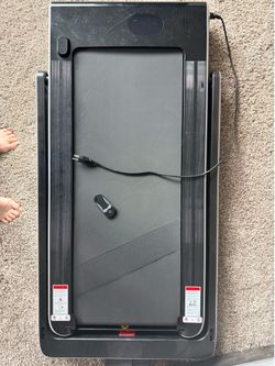 Collapsible treadmill