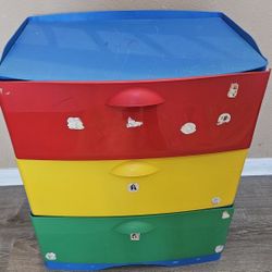 FREE yes It's Still Available Message Me You're On Your Way To pick Up 