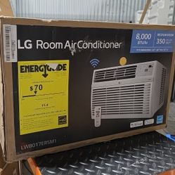 LG MEDIUM Room AIR Conditioner  8000btu 350sq Ft NEW IN BOX