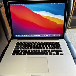 Macbook Pro 15 inches- MacOS Big Sur