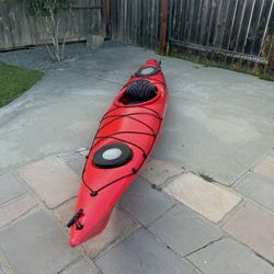 Wilderness Systems Tsunami 120 Kayak – 12 ft – Red