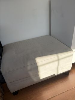 Soft, Gorgeous Ottoman