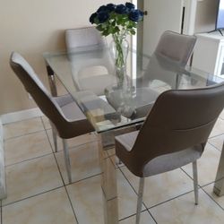 Dining Room Glass Table