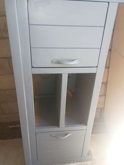 Wooden shelves. N cabinet